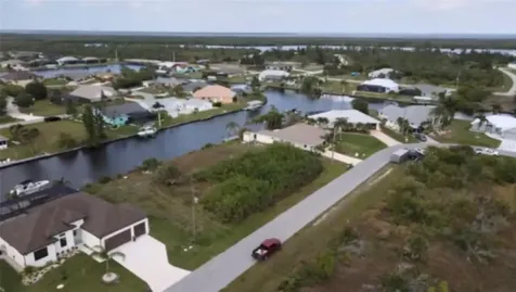15442 Mccomb Circle Port Charlotte FL 33981