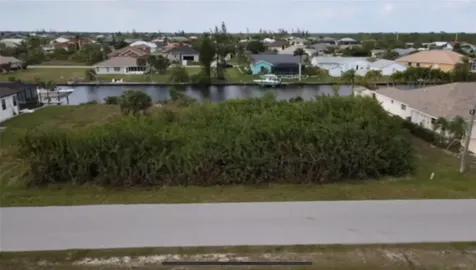 15442 Mccomb Circle Port Charlotte FL 33981