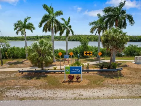 15442 Mccomb Circle Port Charlotte FL 33981