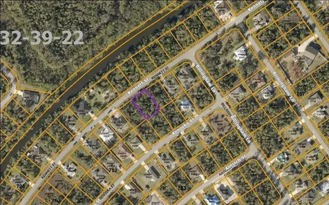 Lot 29 Kennett Street North Port FL 34288