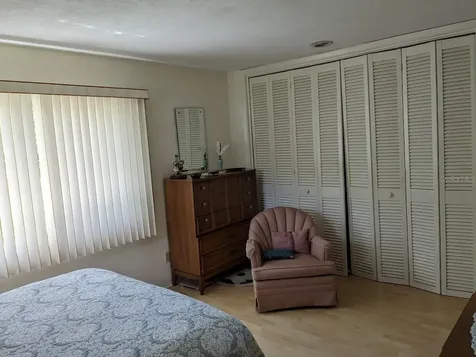 1701 Pinellas Point Drive S St Petersburg FL 33712