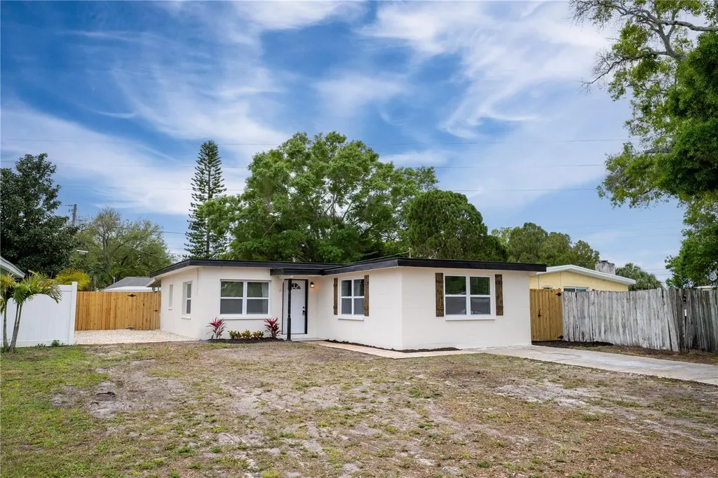 7250 33rd Avenue N St Petersburg FL 33710