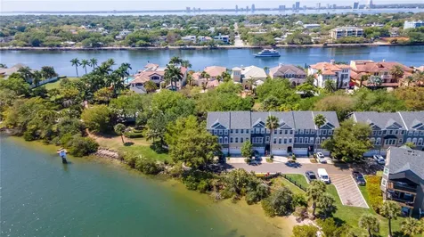 1539 Pleasant Harbour Way Tampa FL 33602