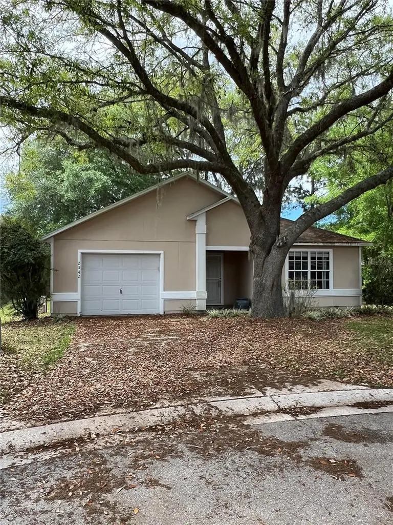 2542 NW 34th Place Gainesville FL 32605