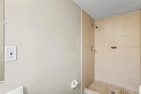 3105 W Wilder Avenue Tampa FL 33614