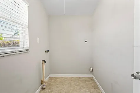 3105 W Wilder Avenue Tampa FL 33614