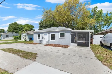 3011 38th Avenue N St Petersburg FL 33713