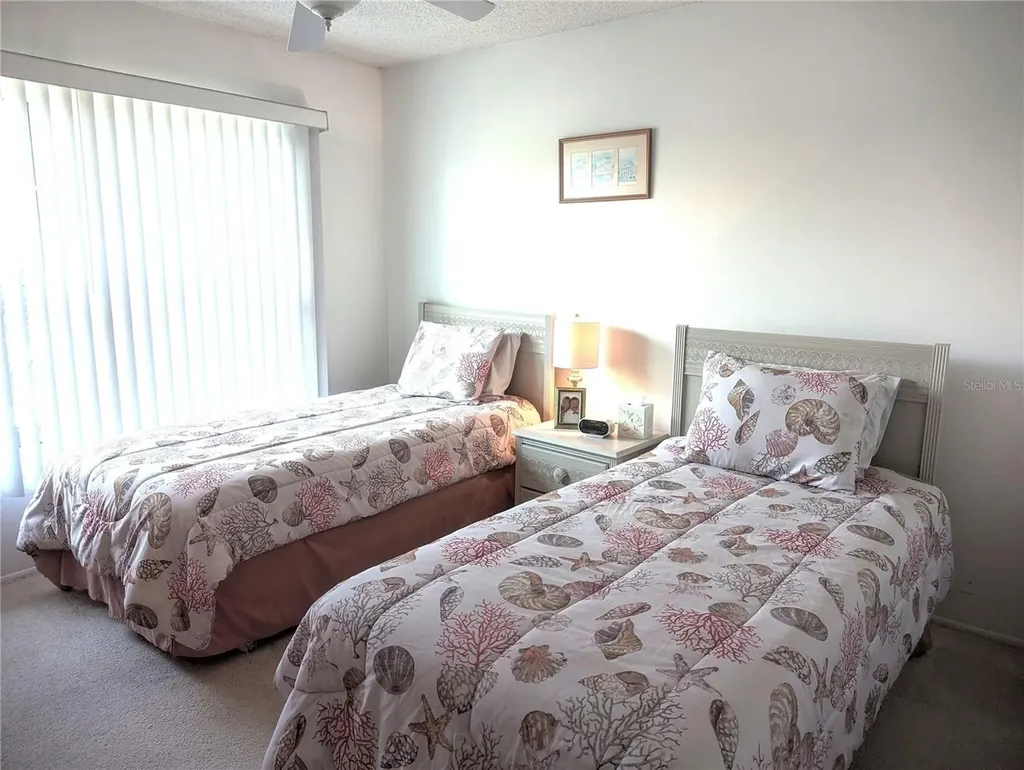 5377 Crestlake Boulevard Sarasota FL 34233