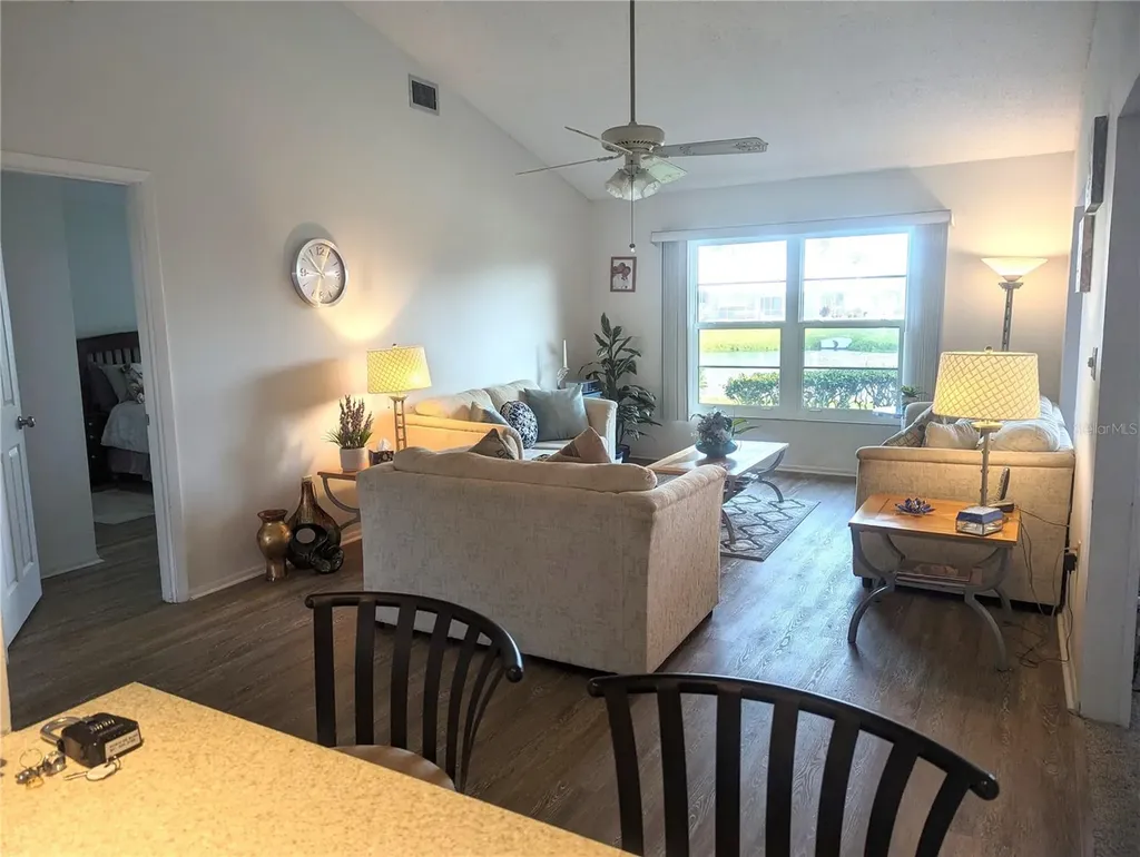 5377 Crestlake Boulevard Sarasota FL 34233