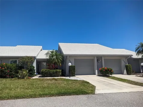 5377 Crestlake Boulevard Sarasota FL 34233