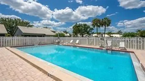 5377 Crestlake Boulevard Sarasota FL 34233