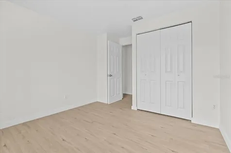 4945 Sanoma Village Orlando FL 32808