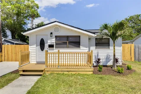 2731 40th Avenue N St Petersburg FL 33714