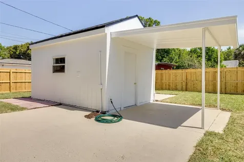 2731 40th Avenue N St Petersburg FL 33714