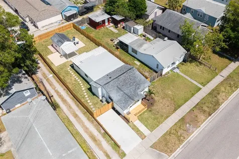 2731 40th Avenue N St Petersburg FL 33714