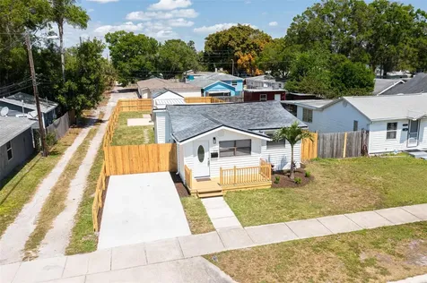 2731 40th Avenue N St Petersburg FL 33714