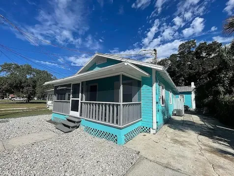1409 Pennsylvania Avenue Clearwater FL 33755
