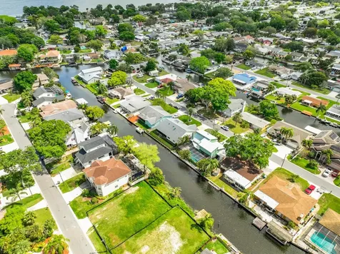 27 Cypress Drive Palm Harbor FL 34684