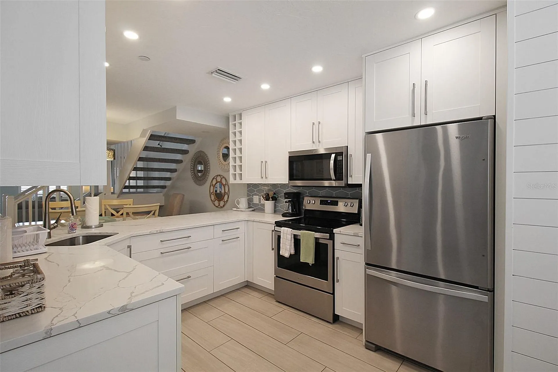 1275 Siesta Bayside Drive Sarasota FL 34242