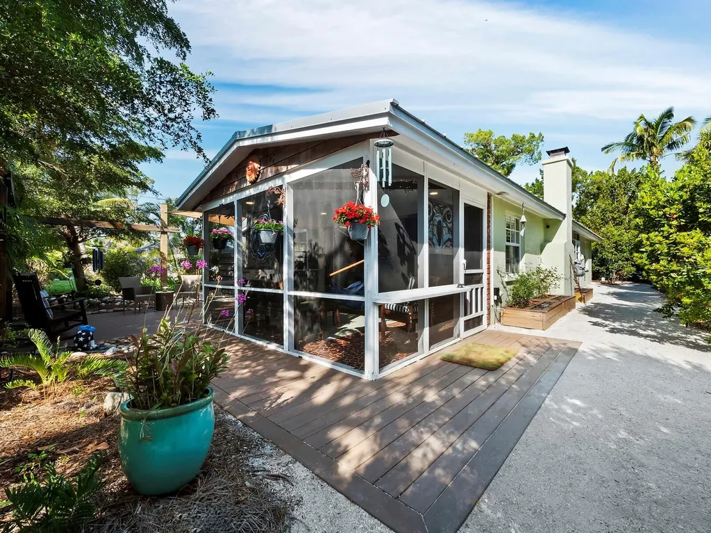 591 Hibiscus Way Longboat Key FL 34228