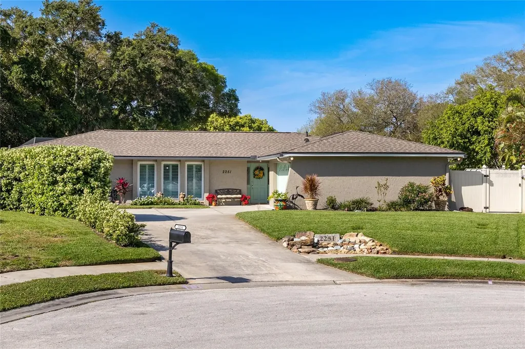 2251 El De Oro Circle Clearwater FL 33764