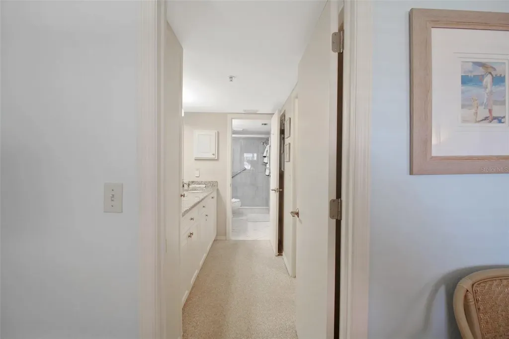 1333 Siesta Bayside Drive Sarasota FL 34242