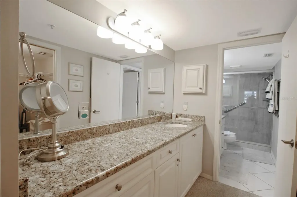 1333 Siesta Bayside Drive Sarasota FL 34242