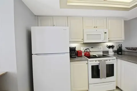 1333 Siesta Bayside Drive Sarasota FL 34242