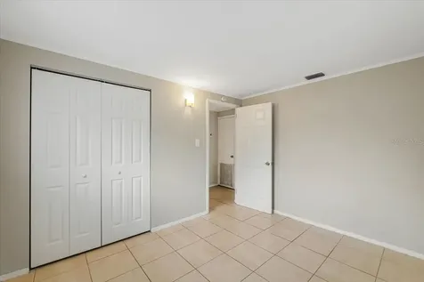 1316 Warrington Way Tampa FL 33619