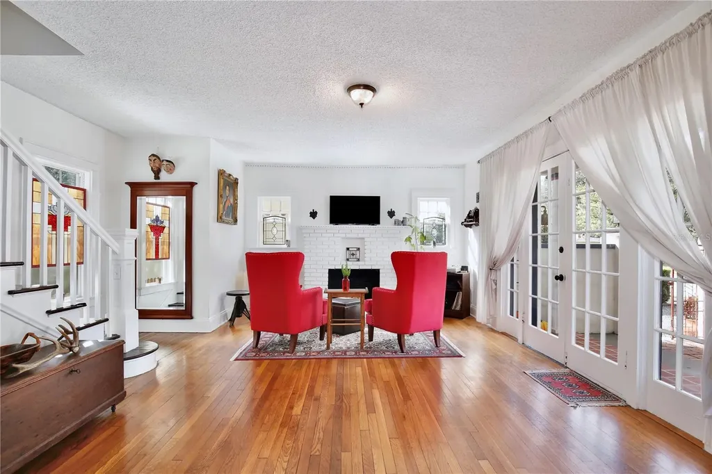 2019 S Park Avenue Sanford FL 32771
