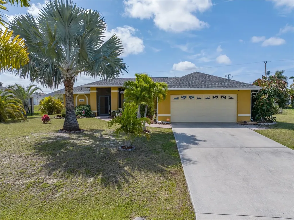 930 SW 31st Street Cape Coral FL 33914
