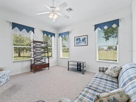 26930 Honeymoon Avenue Leesburg FL 34748
