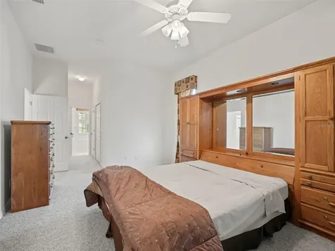 26930 Honeymoon Avenue Leesburg FL 34748