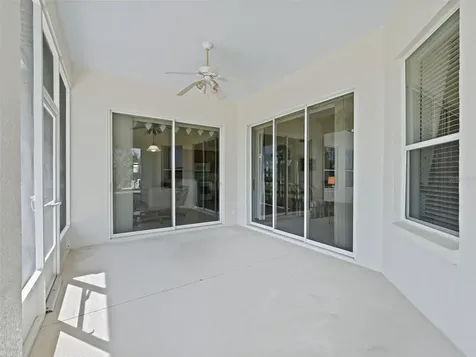 26930 Honeymoon Avenue Leesburg FL 34748