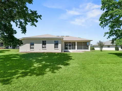 26930 Honeymoon Avenue Leesburg FL 34748