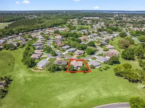 26930 Honeymoon Avenue Leesburg FL 34748