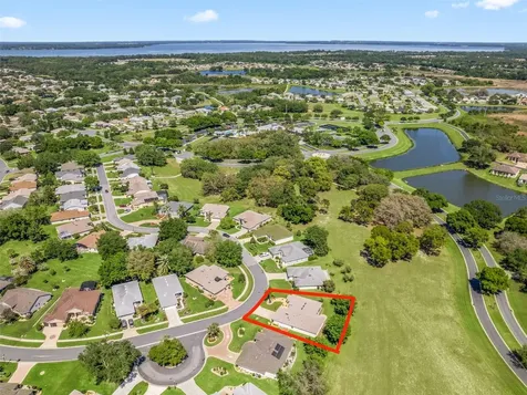 26930 Honeymoon Avenue Leesburg FL 34748