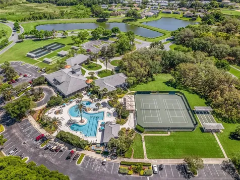 26930 Honeymoon Avenue Leesburg FL 34748