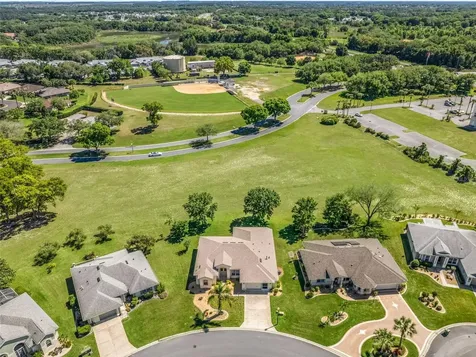 26930 Honeymoon Avenue Leesburg FL 34748