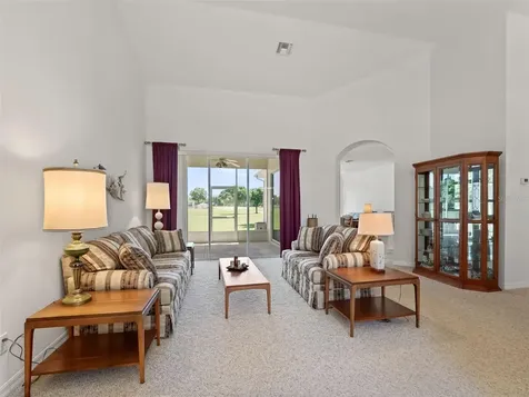 26930 Honeymoon Avenue Leesburg FL 34748