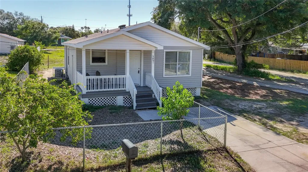 3801 Carroway Street Tampa FL 33619