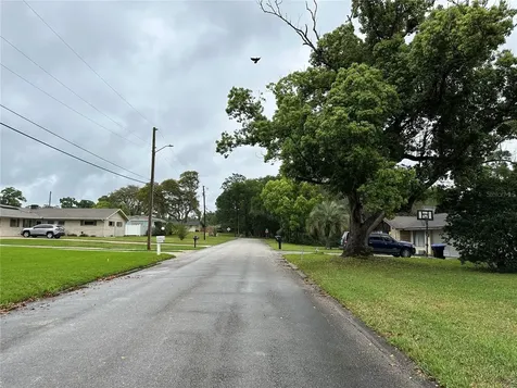 1134 Sky Lane Deland FL 32720