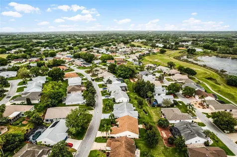 5019 Sawgrass Lake Circle Leesburg FL 34748