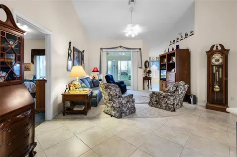 5019 Sawgrass Lake Circle Leesburg FL 34748