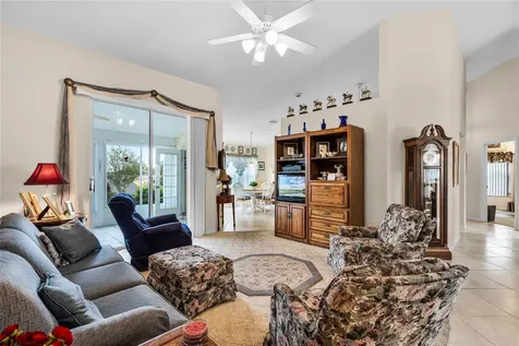 5019 Sawgrass Lake Circle Leesburg FL 34748