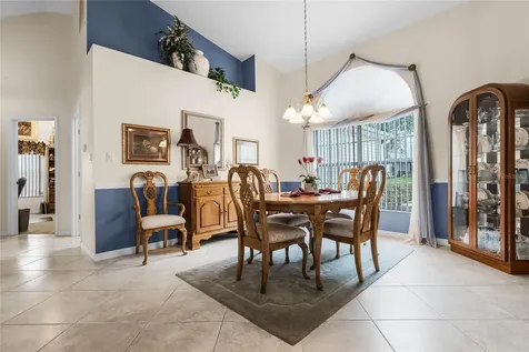 5019 Sawgrass Lake Circle Leesburg FL 34748