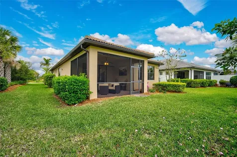 17043 Hampton Falls Terrace Bradenton FL 34202