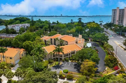 800 Hudson Avenue Sarasota FL 34236