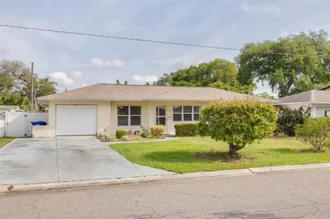 4219 26th Avenue N St Petersburg FL 33713