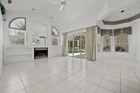 124 Wellington Drive Palm Coast FL 32164